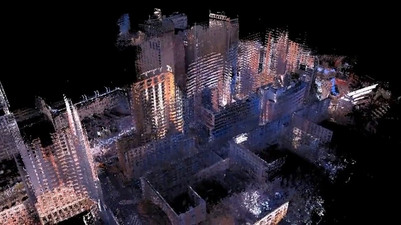 《无人机角度》无人机飞行员从无人机的角度揭示了城市的一瞥